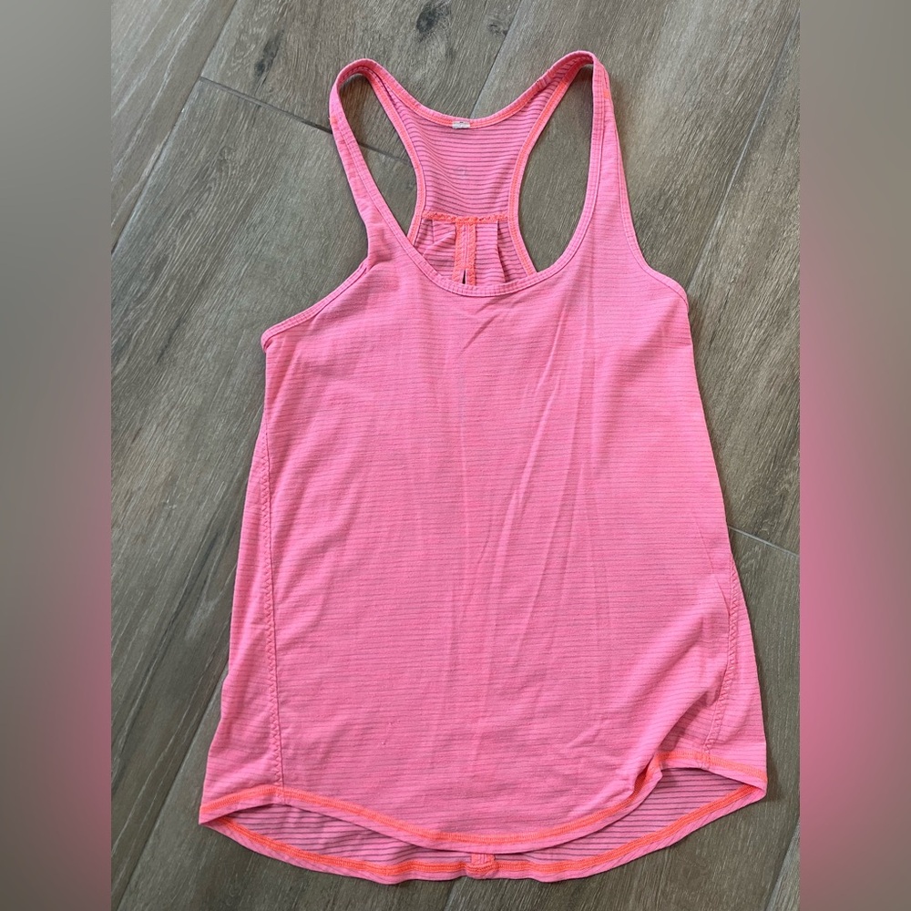 Lululemon tank